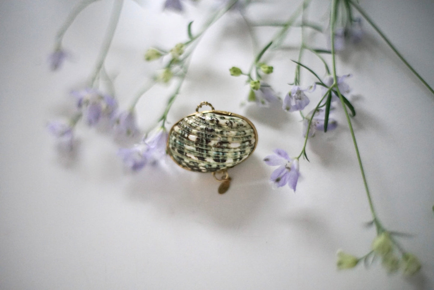 ROOTS ROSE RADISH ソリッドパフューム J〈ベチバー&レモングラス〉