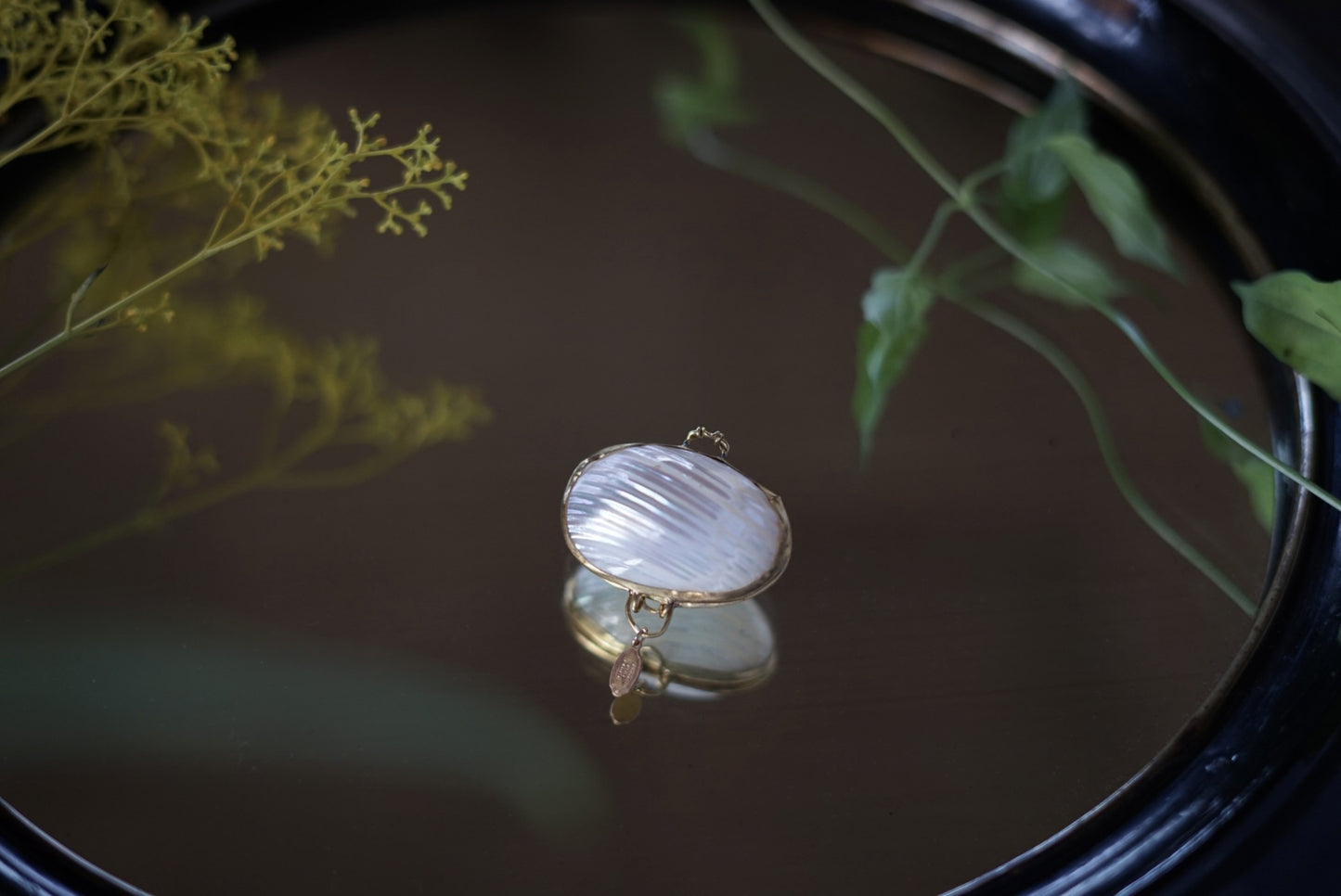 ROOTS ROSE RADISH ソリッドパフューム J〈ローズフランキンセンス&パチュリ〉
